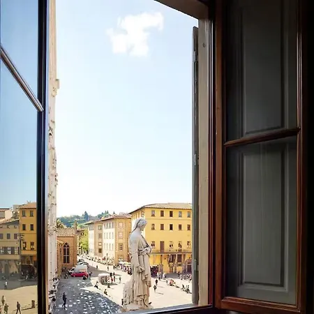 Dante Apartment