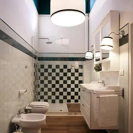 Dante Apartment *